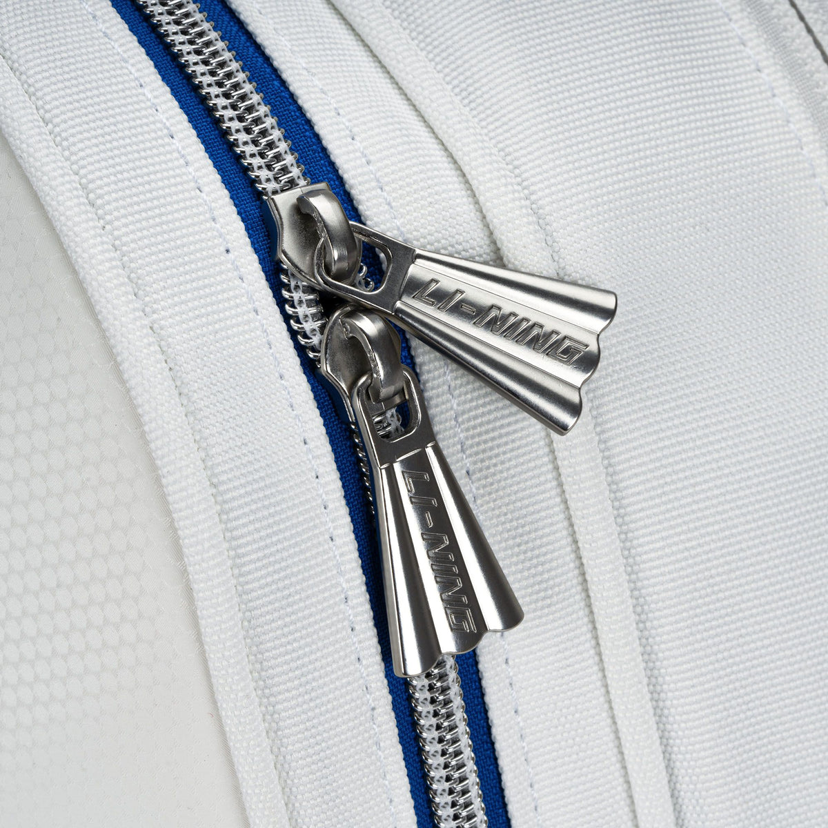 Li-Ning Rectangular Kit Bag (White/Blue)