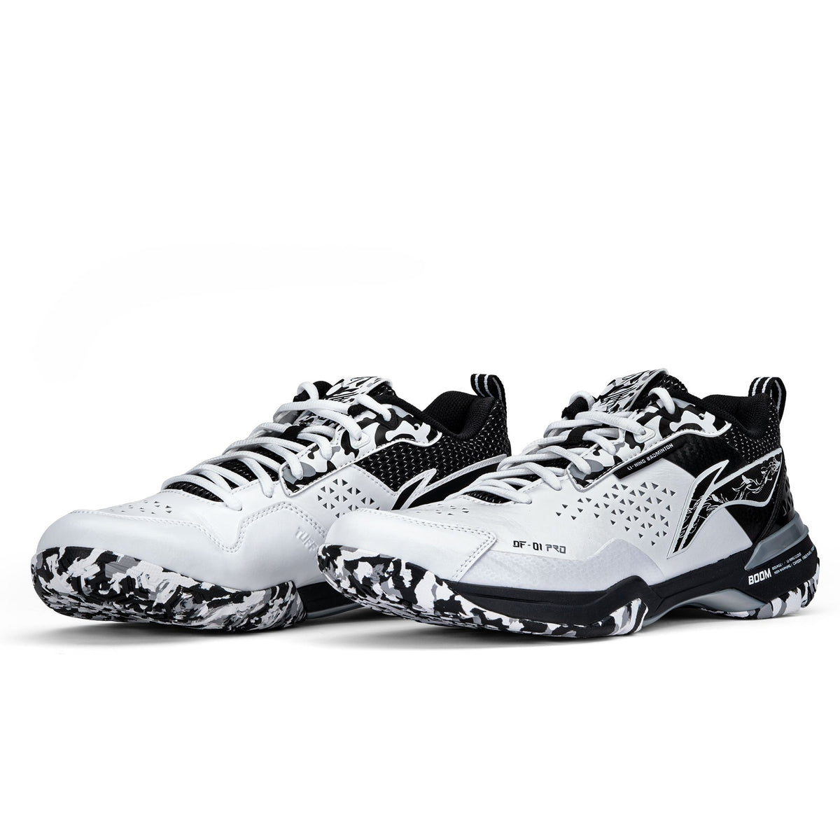 Blade Pro (White/Black)