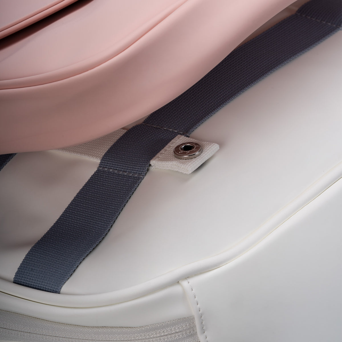 Constance Kit Bag