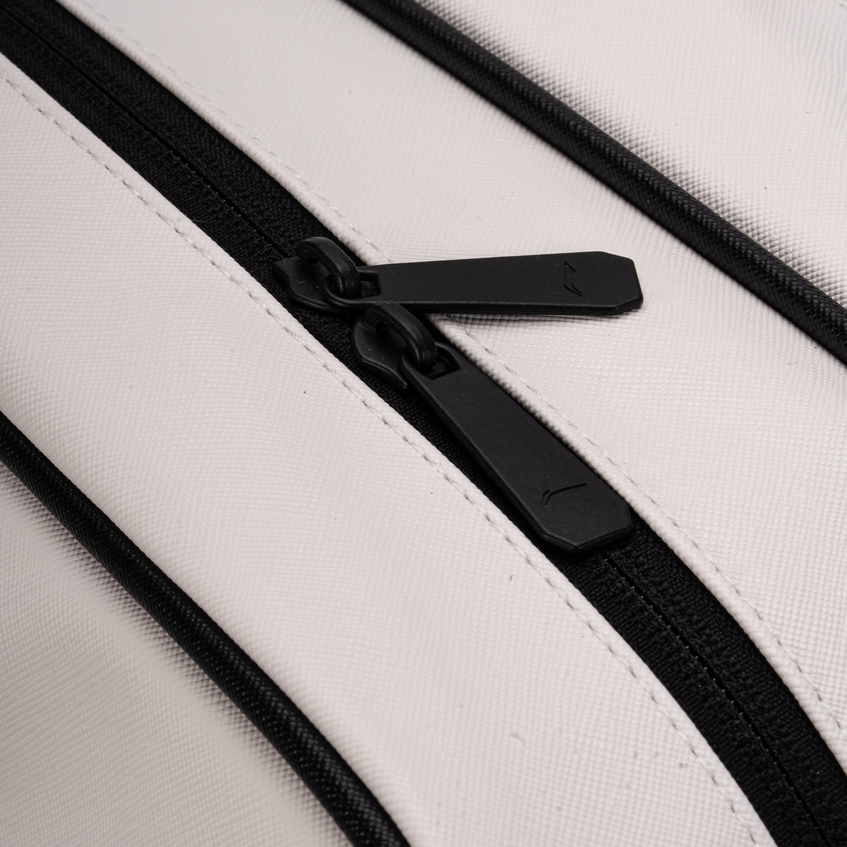 Noir Kit Bag