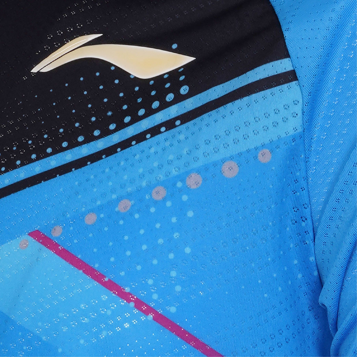 Isometric T-Shirt - Black/Blue
